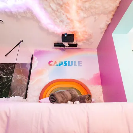 Capsule Cloud - Jacuzzi - Projecteur Cinema Apartament *