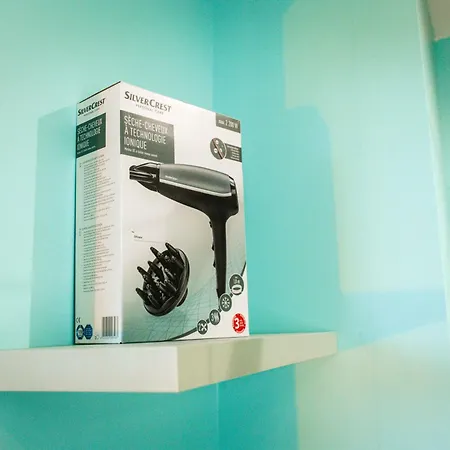 Capsule Cloud - Jacuzzi - Projecteur Cinema Apartament