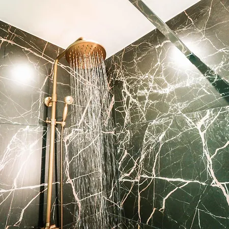 Apartament Capsule Cloud - Jacuzzi - Projecteur Cinema *